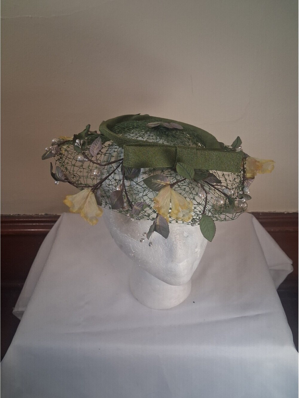 Vintage 1940s Floral Hat, Fantasy, Floral Tea Party Pancake Hat, Whimiscal Cap